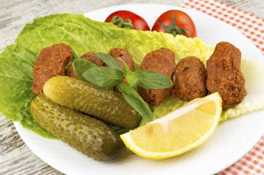 Geleneksel Türk yemekleri; Bulgur köfte, çiğ köfte