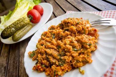 Yemek; Bulgur salatası (kisir)