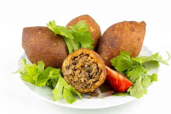 Geleneksel Türk yemekleri; icli köfte