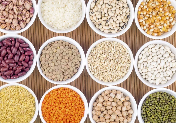 Kuru baklagiller çeşitli gıda