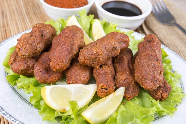 Türk yemekleri; Icli köfte