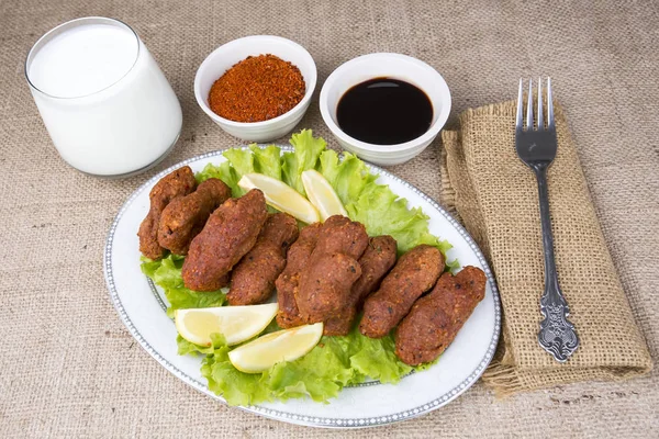 Türk yemekleri; Icli köfte