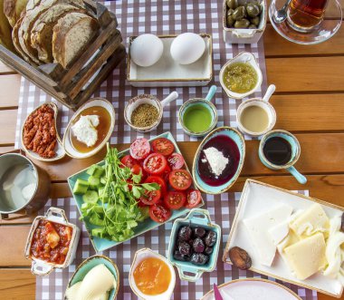 Geleneksel Türk kahvaltı