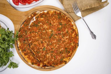Türk yemekleri; Pide, Lahmacun
