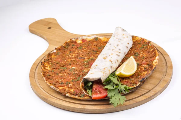 Türk Yemekleri Pide Lahmacun — Stok fotoğraf