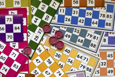 Masadaki tombala oyununu kapat