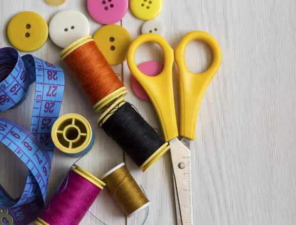 Sewing Tools Threads Scissors —  Fotos de Stock