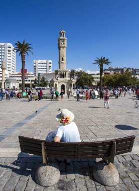 Türkiye İzmir Konak Meydanı Eski Saat Kulesi