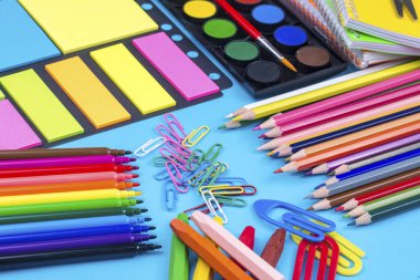 Okul ve ofis donanımları, ileti örneği arka planı