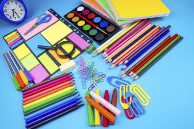 Okul ve ofis donanımları, ileti örneği arka planı