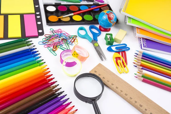 Okul ve ofis donanımları, ileti örneği arka planı