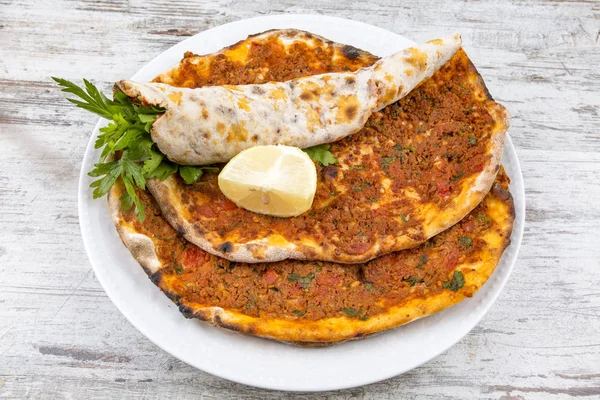 Traditionele Turkse Gerechten Pita Turkse Pizza Lahmacun — Stockfoto