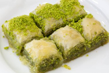 Geleneksel Türk tatlıları çeşitli; lezzetli tatlı Baklava
