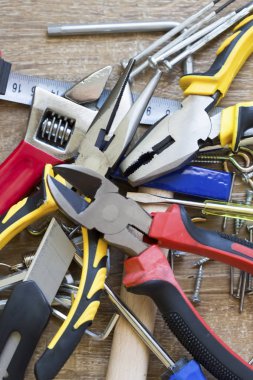 Endüstriyel iş araçları, izole araçları seti