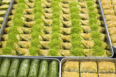 Geleneksel lezzetli Türk tatlıları; Fıstıklı Baklava