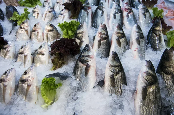 Mercato Del Pesce Crudo Mercato Del Pesce Sano Dei Frutti — Foto Stock