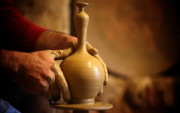 Professional Potter Making Bowl Pottery Workshop Studio — Stock Photo, Image