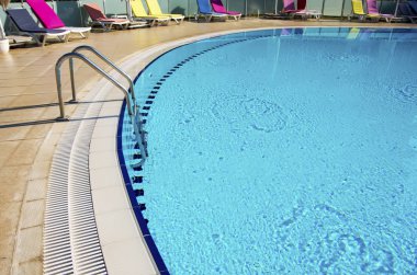 Mavi yüzme havuzu yüzme havuzu yüzme havuzu..