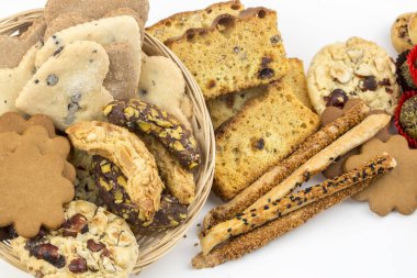 çeşitli taze pişmiş tatlı çörekler, üstten görünüm