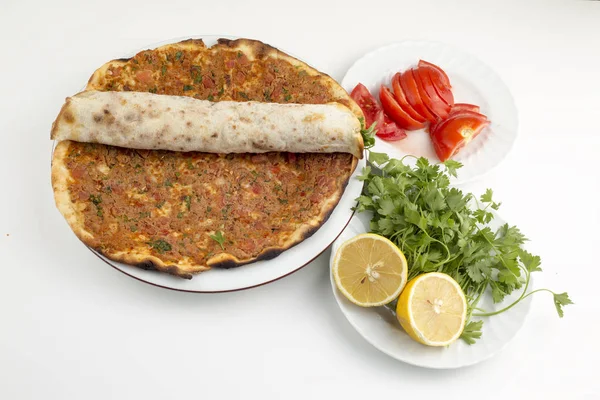 Geleneksel Lezzetli Türk Yemekleri Pide Ekmek Lahmacun — Stok fotoğraf