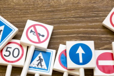 Güvenlik işaretleri ve semboller. İş yerinde sağlık ve güvenlik işaretleri ve sembolleri