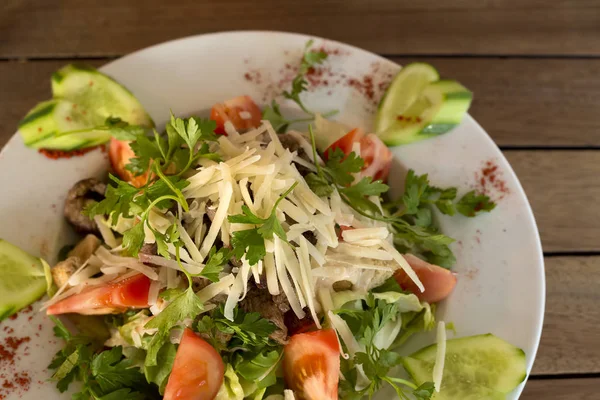 Yeşil diyet peynir salatası. Gıda fotoğraf. 