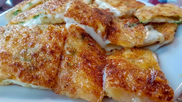 Geleneksel Türk yemekleri; Türk pasta Aperatif; Nefaset