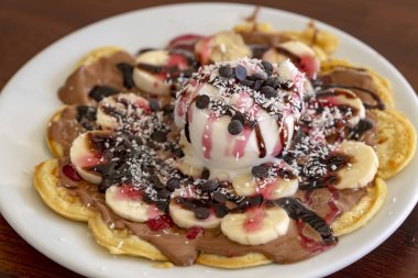 Türk usulü; Dondurma waffle lezzetli bir tat