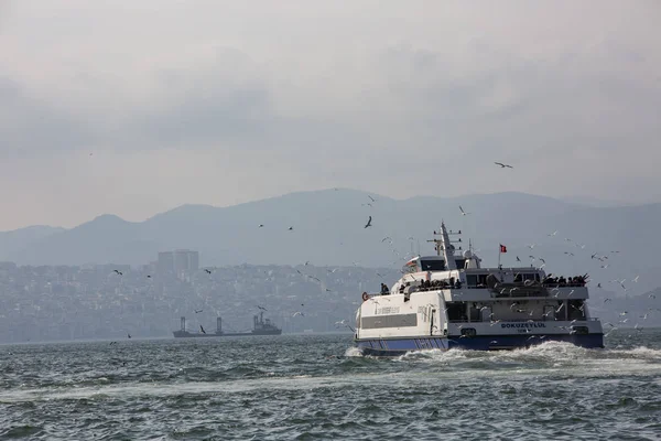 Karsiyaka Izmir Turkey January 2019 Sea Ferry Landscape — Stock Photo, Image