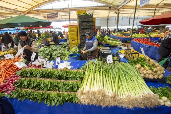 Bostanlı / Izmir / Türkiye, 20 Şubat 2019, Bostanlı sebze