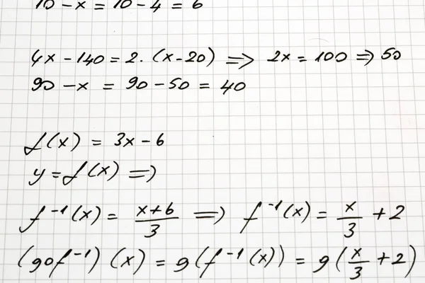 Close Van Met Hand Geschreven Wiskundige Formules Onderwijsconcept — Stockfoto