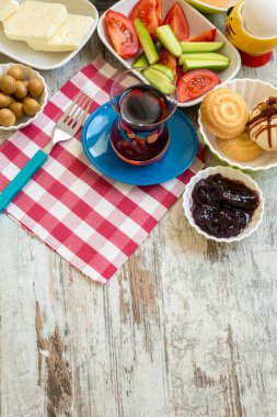 Seyahat konsepti: Geleneksel Türk kahvaltısı