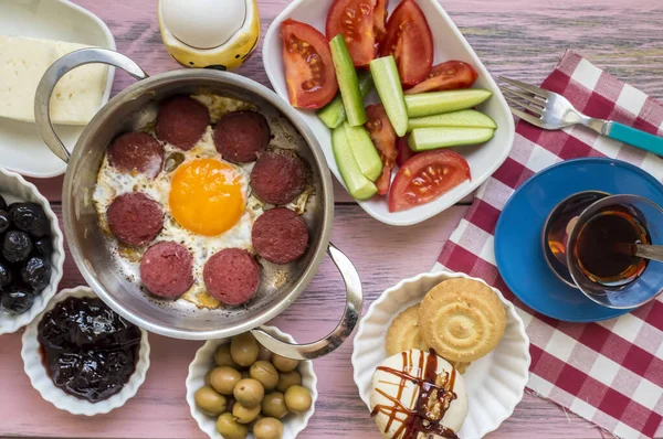 Концепция Путешествия Традиционный Турецкий Завтрак — стоковое фото