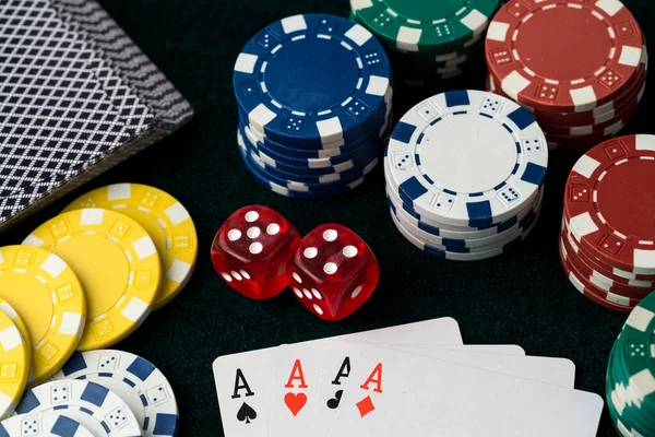 Казино эйс покер играть онлайн по сети