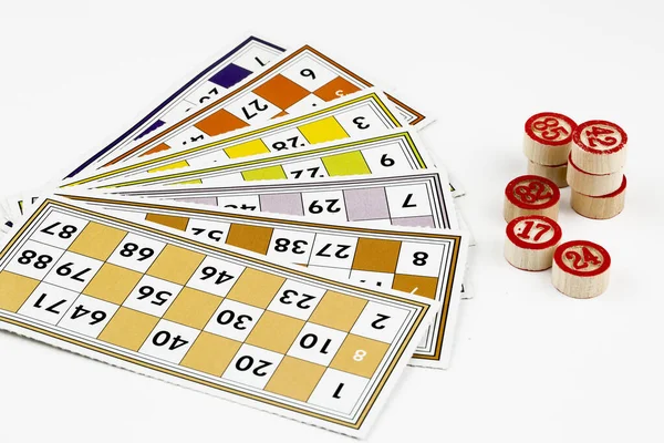 Carte Bingo Colorate Numeri Sfondo Bianco Primo Piano Isolato — Foto Stock