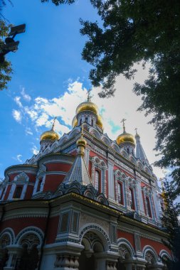 Bulgaristan, 03 Ağustos 2025, Bulgaristan 'ın Stara Zagora bölgesindeki Shipka kasabasındaki Rus kilisesi olarak bilinen Kutsal Doğum Manastırı' nın insansız hava aracı görüntüsü.