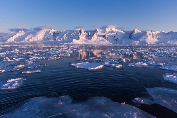  norway landscape nature of the mountains of Spitsbergen Longyearbyen  Svalbard   arctic ocean winter  polar day sunset sky