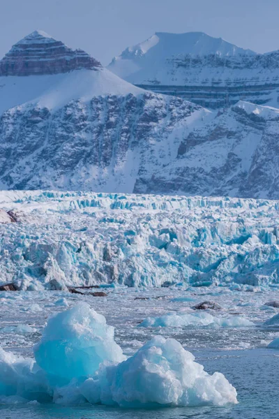 Naturaleza Hielo Paisaje Noruega Las Montañas Glaciar Del Cielo Atardecer — Foto de Stock