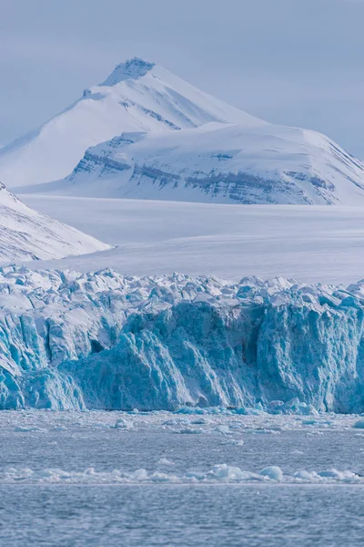 Norveç Buzul Doğası Spitsbergen Buzullu Dağları Longyear Byen Svalbard Kutup — Stok fotoğraf