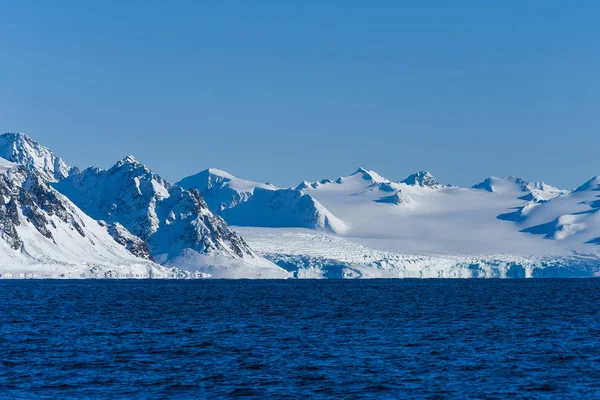 Norway Paesaggio Ghiaccio Natura Del Ghiacciaio Montagne Spitsbergen Longyearbyen Svalbard — Foto Stock