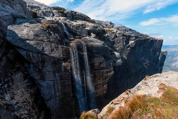 Paisaje Viaje Camino Piedra Del Kjerag Las Montañas Kjeragbolten Noruega —  Fotos de Stock