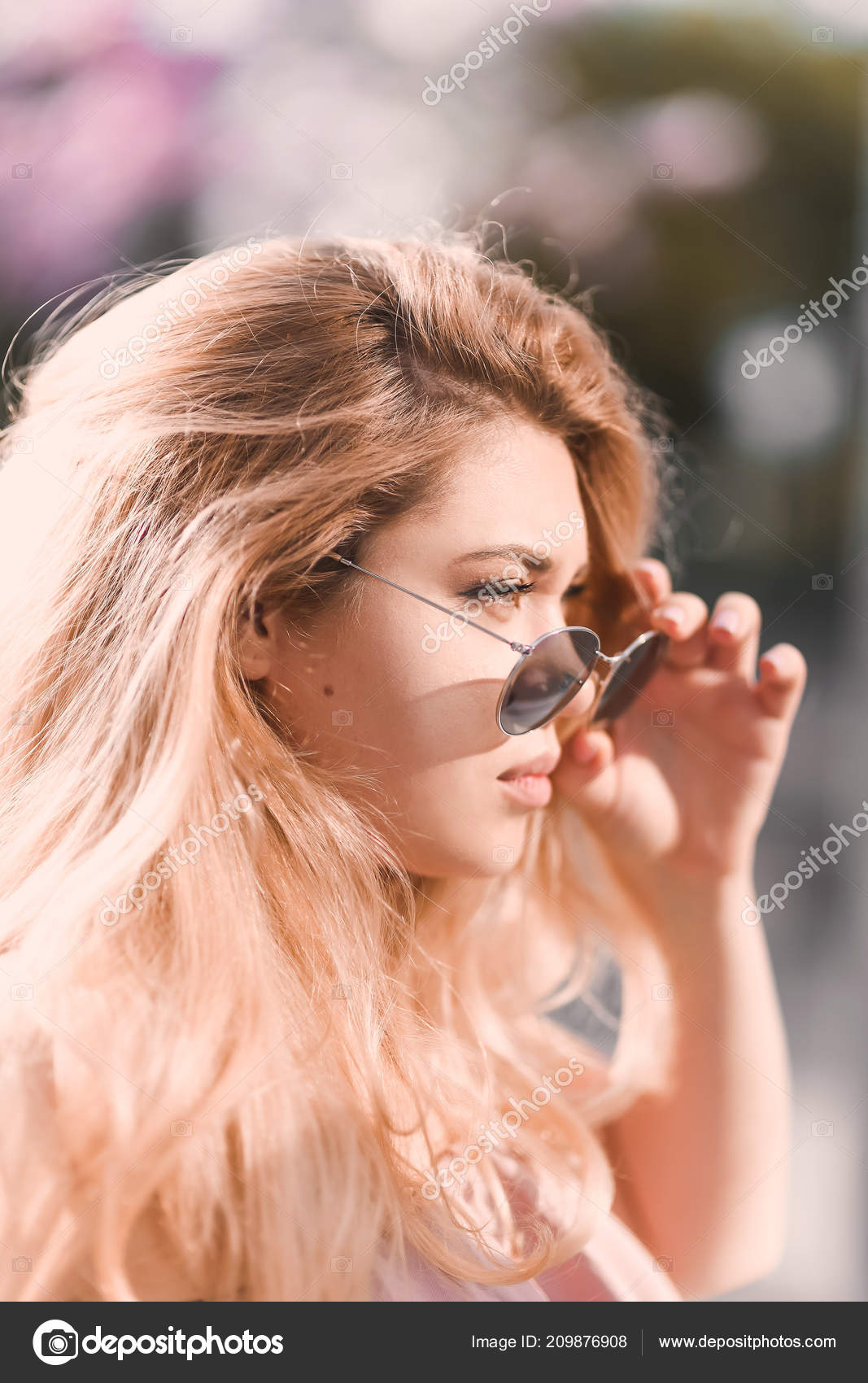 Portrait Beautiful Young Blonde Girl Sunglasses Puffy Lips Sexy Feminine Stock Photo Image By C Bublik Polina 209876908