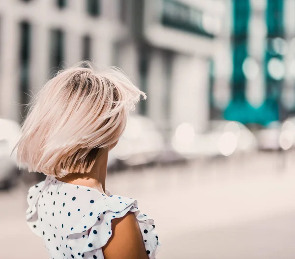 Porträt Schöne Junge Blonde Mädchen Mit Modernem Hut Mit Vollen — Stockfoto