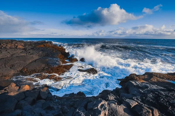 Μπλε Της Θάλασσας Αφρός Του Ωκεανού Ισλανδικά Στη Θάλασσα Μια — Φωτογραφία Αρχείου