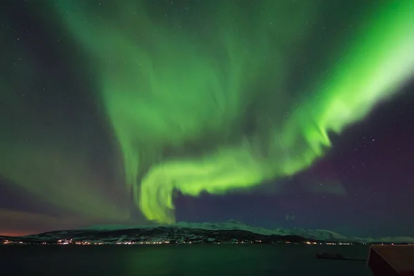 Norveç Svalbard Longyearbyen Şehir Dağlarda Tromso Kutup Kutup Kuzey Işıkları — Stok fotoğraf