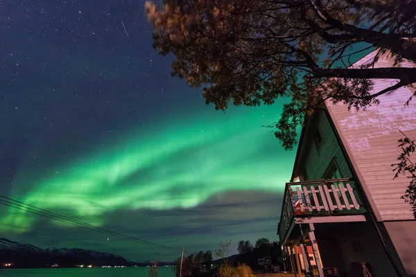 Sarki Sarkvidéki Northern Lights Aurora Borealis Csillagos Skandinávia Norvégia Tromso — Stock Fotó