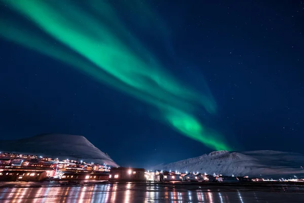 Sarki Sarkvidéki Northern Lights Aurora Borealis Csillag Norvég Svalbard Longyearbyen — Stock Fotó