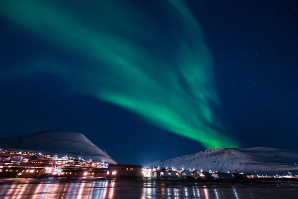 Las Luces Árticas Polares Aurora Boreal Cielo Estrella Noruega Svalbard —  Fotos de Stock