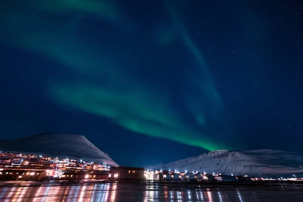 Polar Arktiska Norrsken Aurora Borealis Himlen Stjärna Norge Svalbard Longyearbyen — Stockfoto