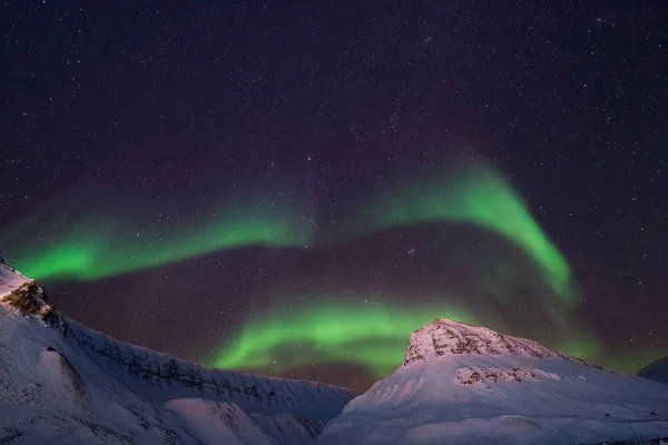 Polarlichter Polarlichter Polarlichter Polarlichter Polarlichter Nordlicht Himmelsstern Norwegen Reisen Spitzbergen — Stockfoto